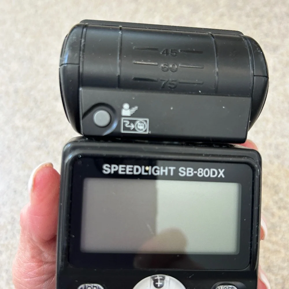 NIKON Speedlight SB-80DX Flash Vintage